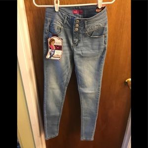 NWT light wash WAX BUTT I LOVE YOU! Skinny Jeans
